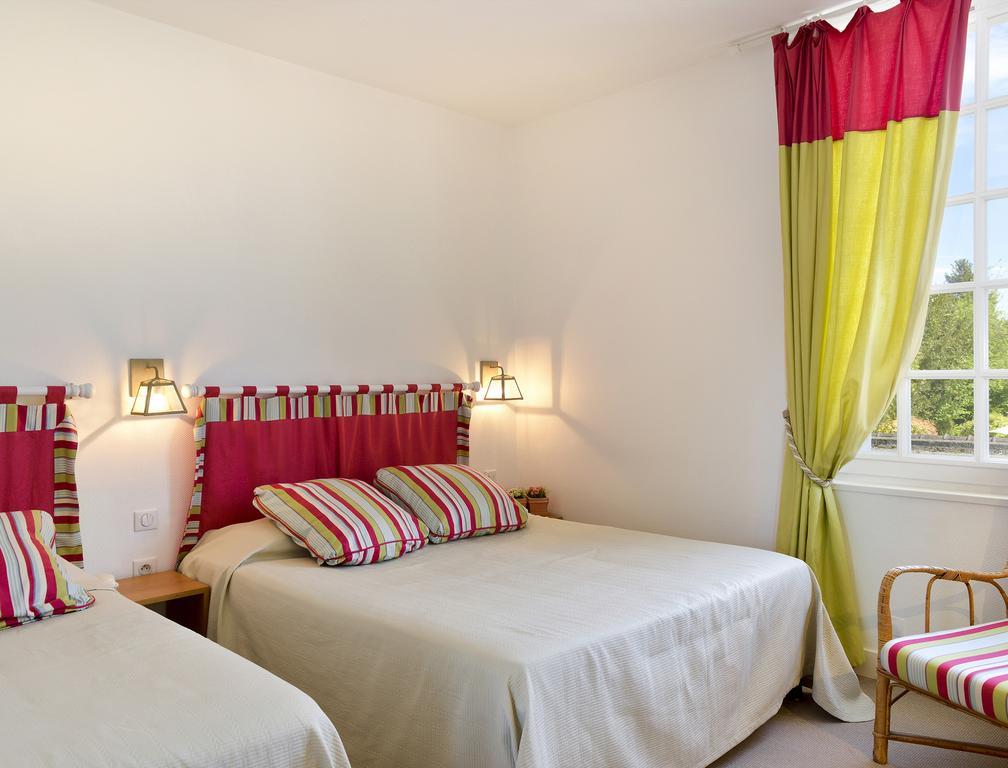 Logis Auberge Du Centre Chitenay Luaran gambar