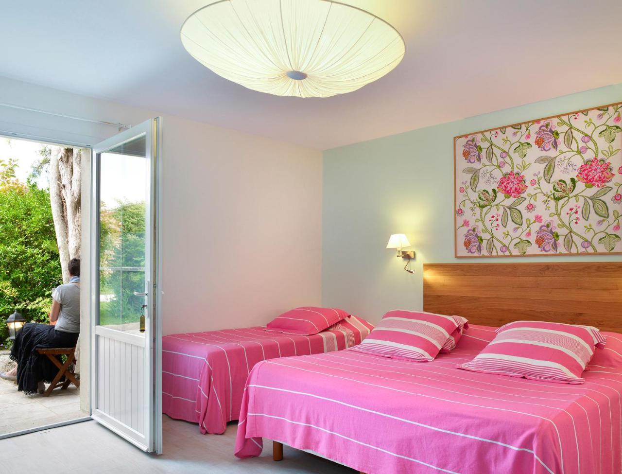 Logis Auberge Du Centre Chitenay Luaran gambar